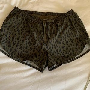 Old Navy Dolphin Hem shorts